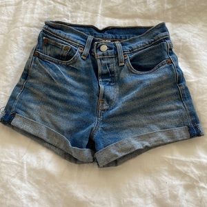 Levi’s wedgie high waisted shorts | size 24 denim shorts